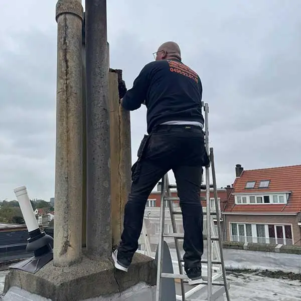 Réparation conduit de cheminée en toiture en Belgique étanchéité sécurisée